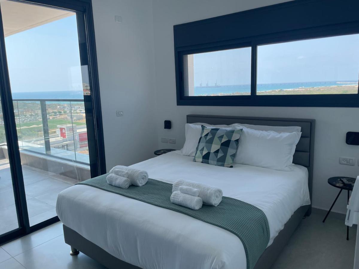 #דירת יוקרה על הים Sunset Beach Apartment# Givat Olga Buitenkant foto