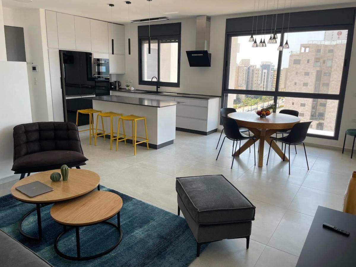 #דירת יוקרה על הים Sunset Beach Apartment# Givat Olga Buitenkant foto
