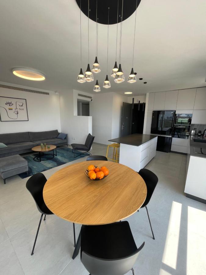 #דירת יוקרה על הים Sunset Beach Apartment# Givat Olga Buitenkant foto