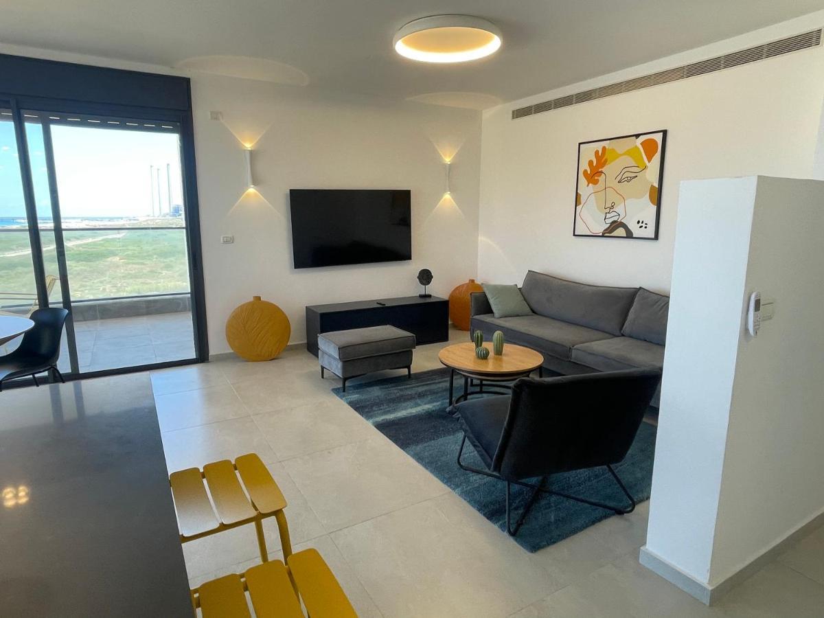 #דירת יוקרה על הים Sunset Beach Apartment# Givat Olga Buitenkant foto